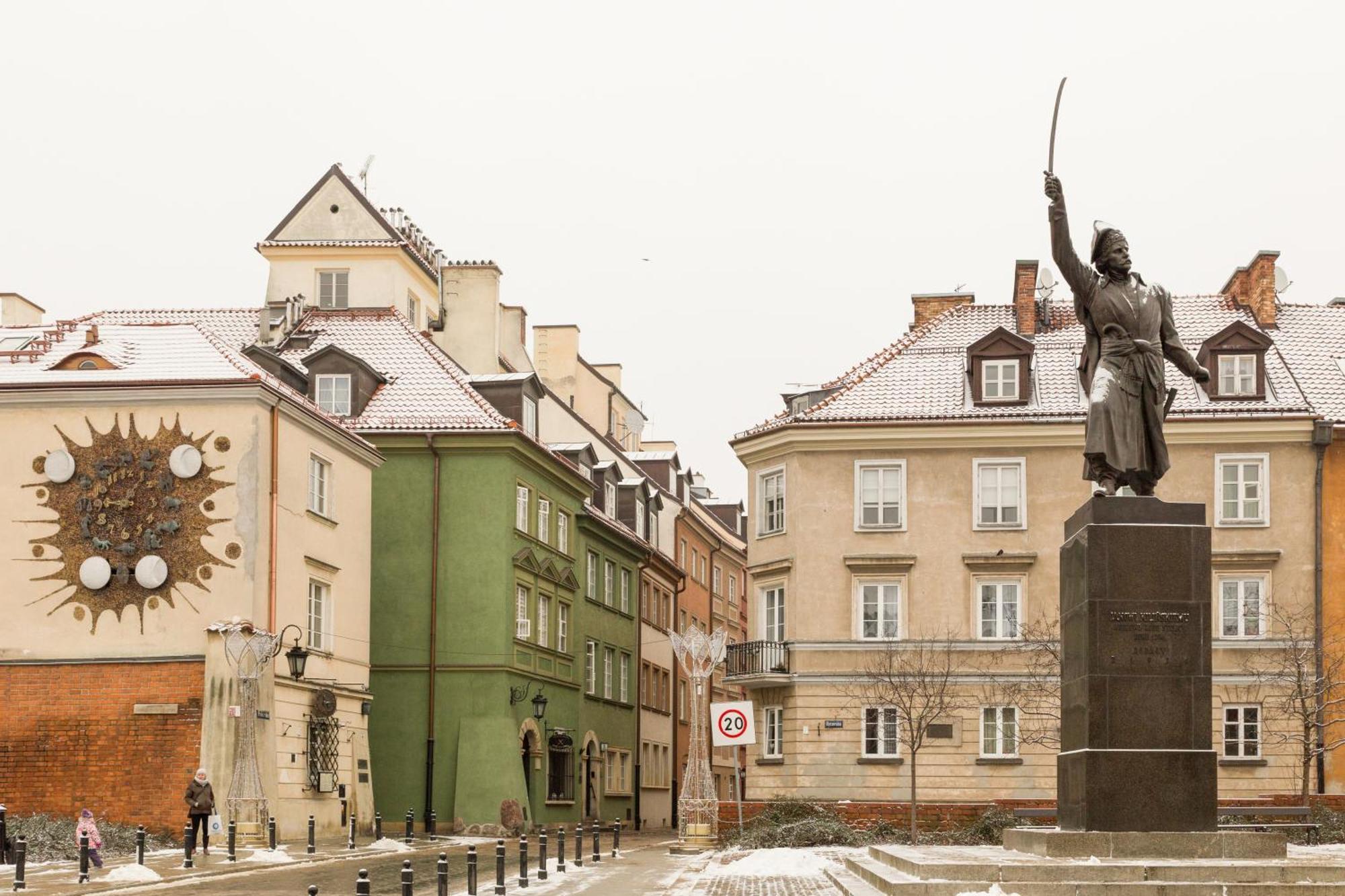 Lovely In The Old Town
